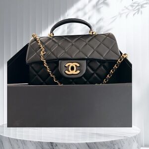 CHANEL Black Quilted Shoulder Bag with Gold Chain mini CF